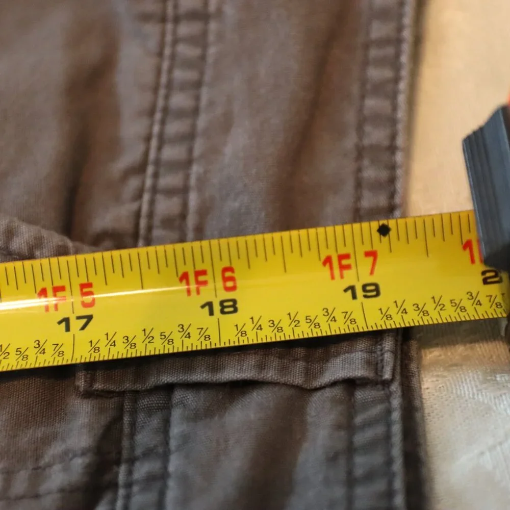 Columbia Cotton Casual Long Shorts Size 10 Grey - Picture 13 of 15